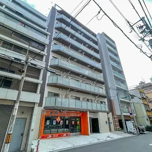 Apartment Blue Shimanouchi, Osaka
